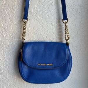 Michael Kors Bedford Cobalt Blue Crossbody Bag Pebbled Leather Gold Chain Zip